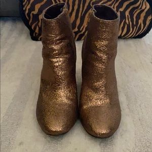 Gorgeous 1 of a kind Metallic Booties
